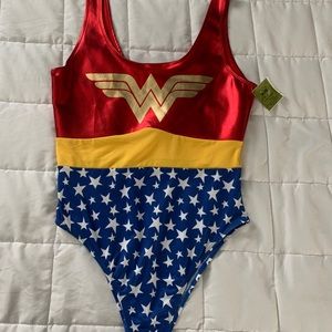 Wonder women bodysuit
